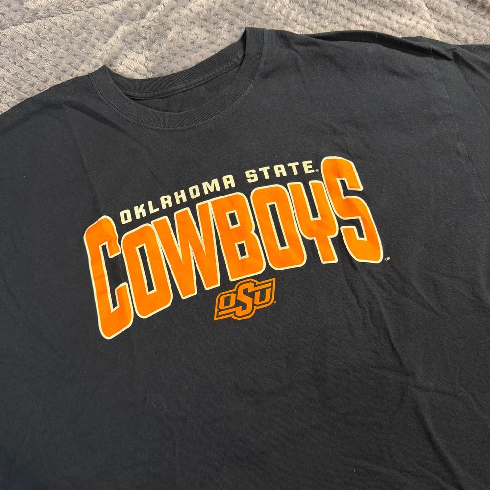 Captivating Oklahoma State Cowboys Mens XL Black Graphic T-Shirt OSU NCAA Tee
